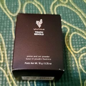 Younique Touch Behold Prime and set powder